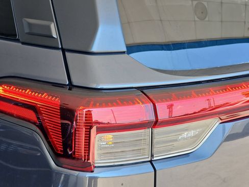 Certified 2026 Subaru Outback Premium AWD/4WD image 41