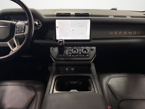 Used 2023 Land Rover Defender 130 SE AWD/4WD image 17