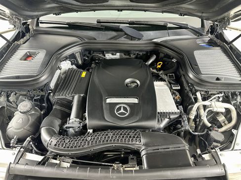 Used 2019 Mercedes-Benz GLC 300 image 30