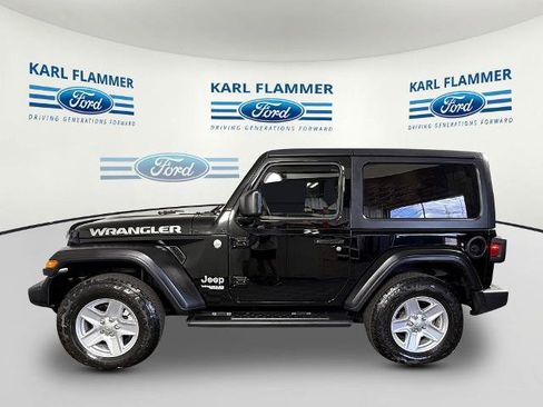 Used 2018 Jeep Wrangler Sport AWD/4WD image 5