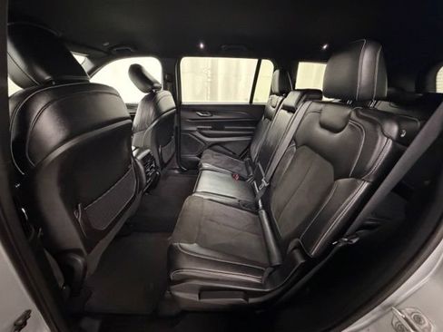 Used 2023 Jeep Grand Cherokee L Laredo AWD/4WD image 26