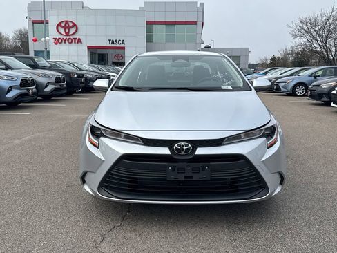 New 2026 Toyota Corolla LE FWD image 2