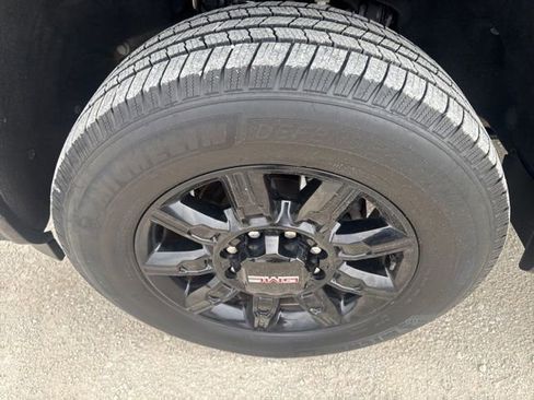 Used 2024 GMC Sierra 2500 AT4 w/ AT4 Premium Plus Package image 35