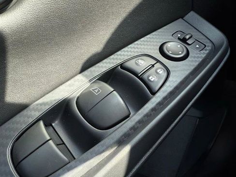 New 2025 Nissan Sentra S image 18