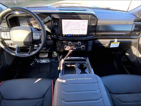 New 2026 Ford F250 Lariat w/ Black Appearance Package AWD/4WD image 5