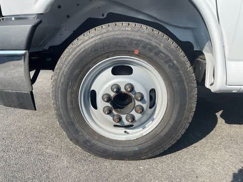 New 2026 Chevrolet Express 3500 w/ Power Convenience Package RWD image 6