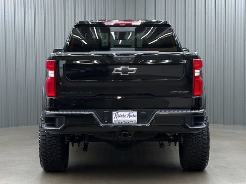 Used 2026 Chevrolet Silverado 1500 ZR2 w/ Dark Appearance Package AWD/4WD image 4