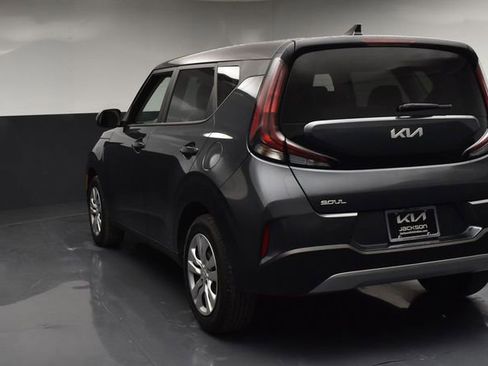 Certified 2025 Kia Soul LX FWD image 6