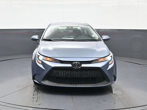 Used 2022 Toyota Corolla LE w/ Carpet Mat Package (TMS) FWD image 3