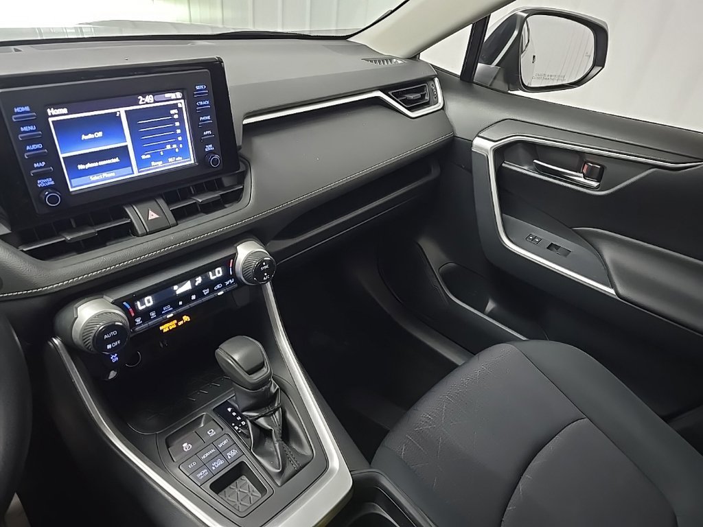 Used 2019 Toyota RAV4 XLE AWD/4WD image 26