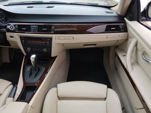 Used 2011 BMW 328i Coupe w/ Premium Pkg image 15