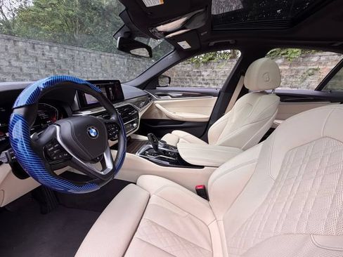 Used 2021 BMW 530i xDrive w/ Convenience Package AWD/4WD image 20