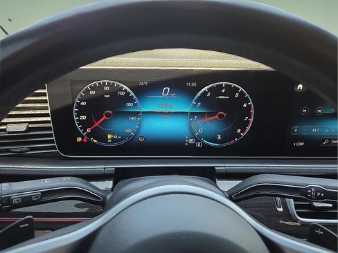 Used 2021 Mercedes-Benz GLE 350 4MATIC image 5