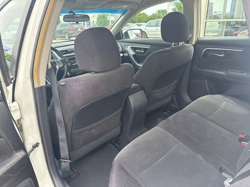 Used 2013 Nissan Altima 2.5 S FWD image 31