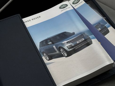 Used 2016 Land Rover Range Rover HSE image 29