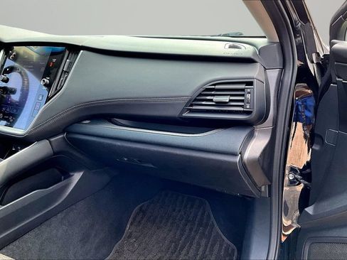 Used 2022 Subaru Outback Premium AWD/4WD image 26