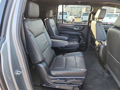Certified 2024 Chevrolet Suburban High Country image 27