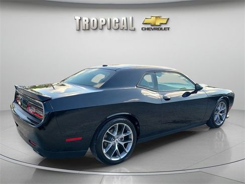 Used 2022 Dodge Challenger GT image 5