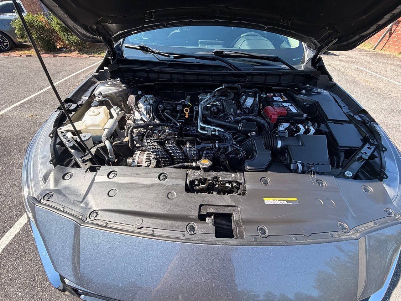Used 2024 Nissan Altima 2.5 S FWD image 19
