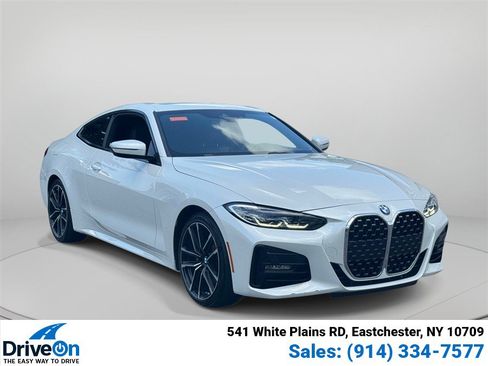 Used 2022 BMW 430i xDrive Coupe w/ M Sport Package AWD/4WD image 3