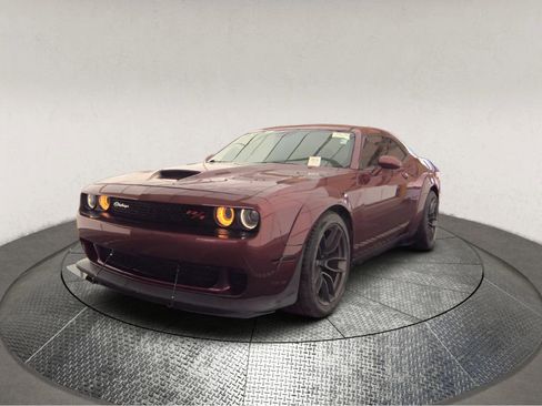 Used 2019 Dodge Challenger R/T Scat Pack image 3