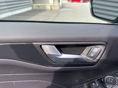 New 2025 Ford Escape ST-Line w/ Equipment Group 301A image 12