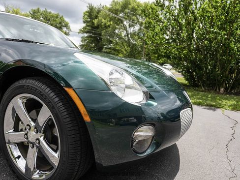 Used 2007 Pontiac Solstice Convertible w/ Premium Package RWD image 58
