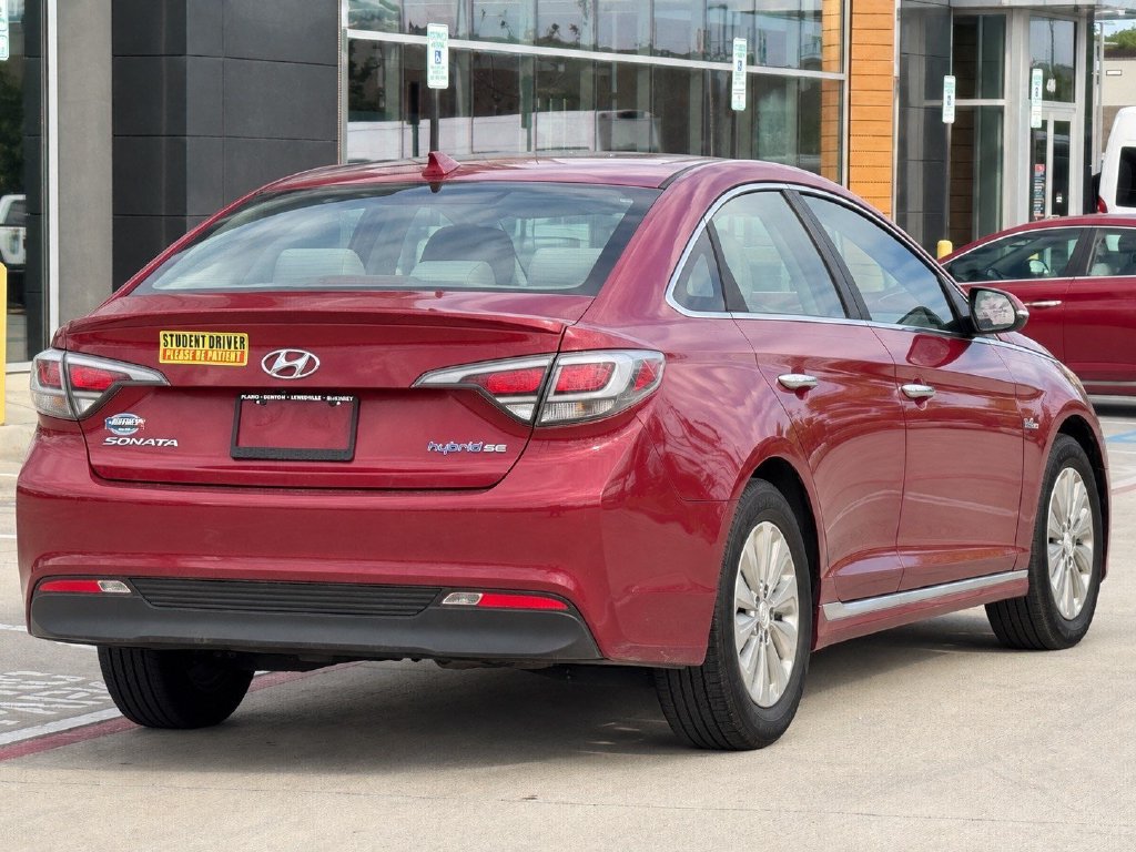 Used 2016 Hyundai Sonata SE FWD image 4