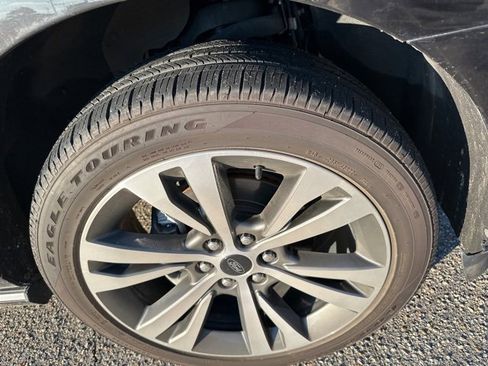 Used 2020 Ford Expedition Platinum image 9