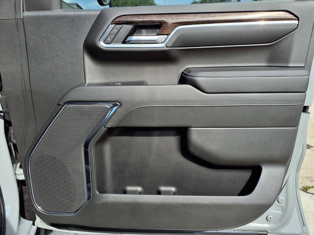 Used 2024 GMC Sierra 1500 Elevation RWD image 11