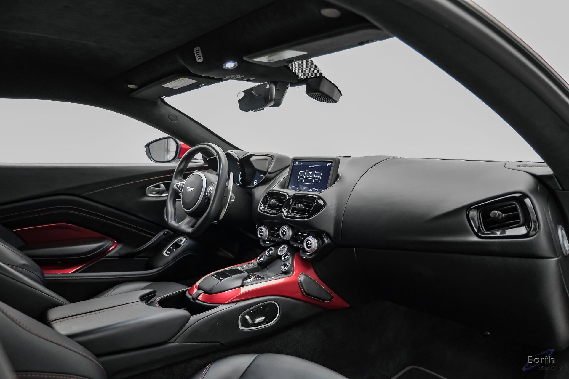 Used 2019 Aston Martin V8 Vantage Coupe RWD image 47