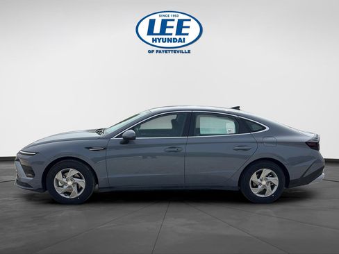 New 2026 Hyundai Sonata SE FWD image 4