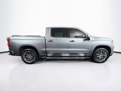 Used 2024 Chevrolet Silverado 1500 High Country w/ High Country Premium Package AWD/4WD image 11
