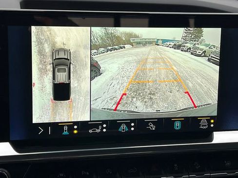 Used 2022 Chevrolet Silverado 1500 LTZ image 34