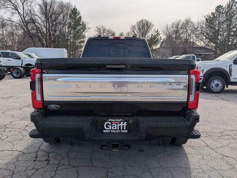 Used 2024 Ford F450 Limited image 5