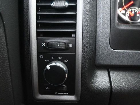 Used 2017 RAM 1500 Tradesman w/ Popular Equipment Group image 18