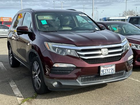 Used 2016 Honda Pilot Touring image 3