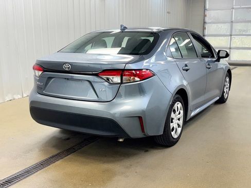 Used 2024 Toyota Corolla LE FWD image 5
