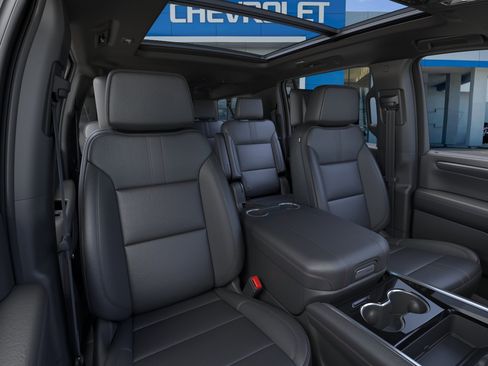 New 2026 Chevrolet Suburban RST w/ RST Capability Package image 40