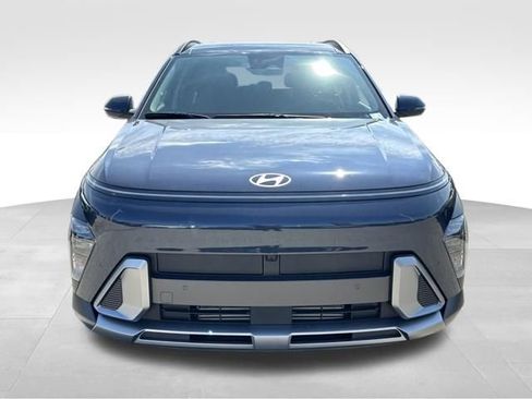 New 2026 Hyundai Kona Limited FWD image 8