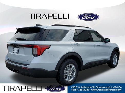 New 2026 Ford Explorer Active image 8
