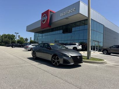 Used 2023 Nissan Altima 2.5 SR