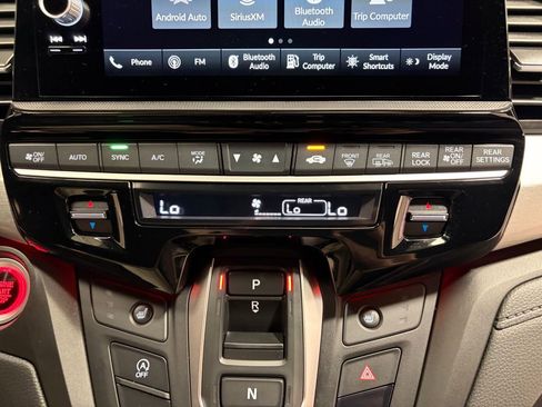 Used 2025 Honda Odyssey Sport-L image 23