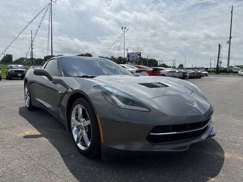 Used 2015 Chevrolet Corvette Stingray Coupe RWD image 7