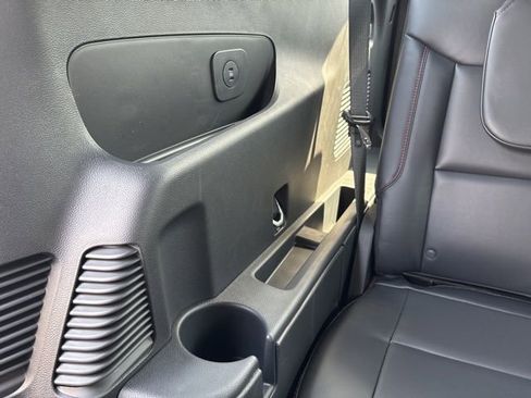 New 2026 Ford Explorer ST-Line image 30