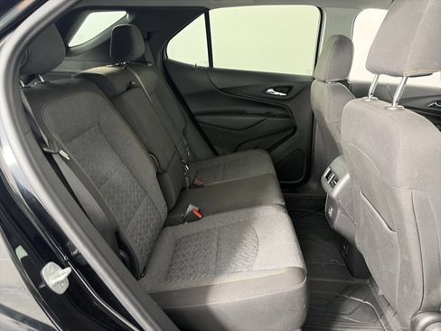 Used 2022 Chevrolet Equinox LT AWD/4WD image 29