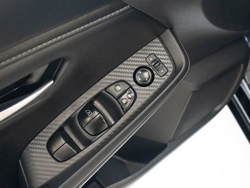 Used 2025 Nissan Sentra SV FWD image 13