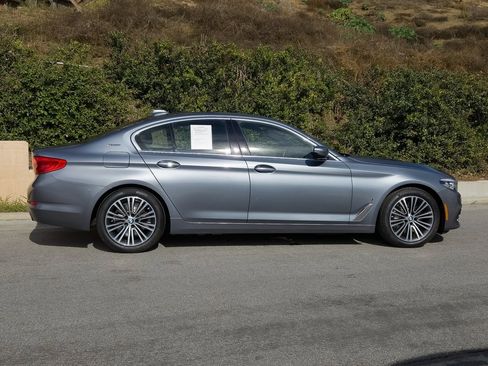 Used 2018 BMW 530e image 4