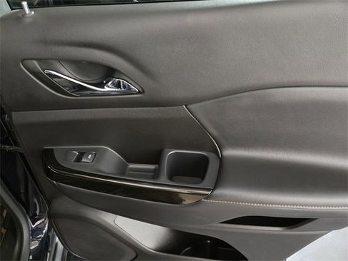 Used 2021 GMC Acadia AT4 w/ Technology Package image 23