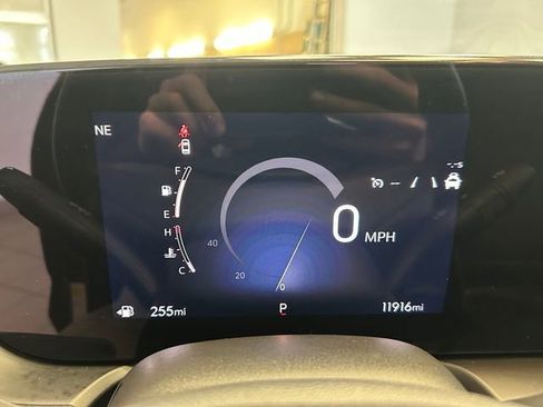Used 2025 Buick Encore GX Sport Touring FWD image 11
